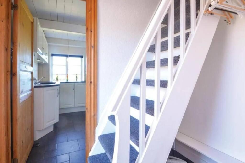 Thatched Holiday Home In Struer, Jutland With A View Екстериор снимка
